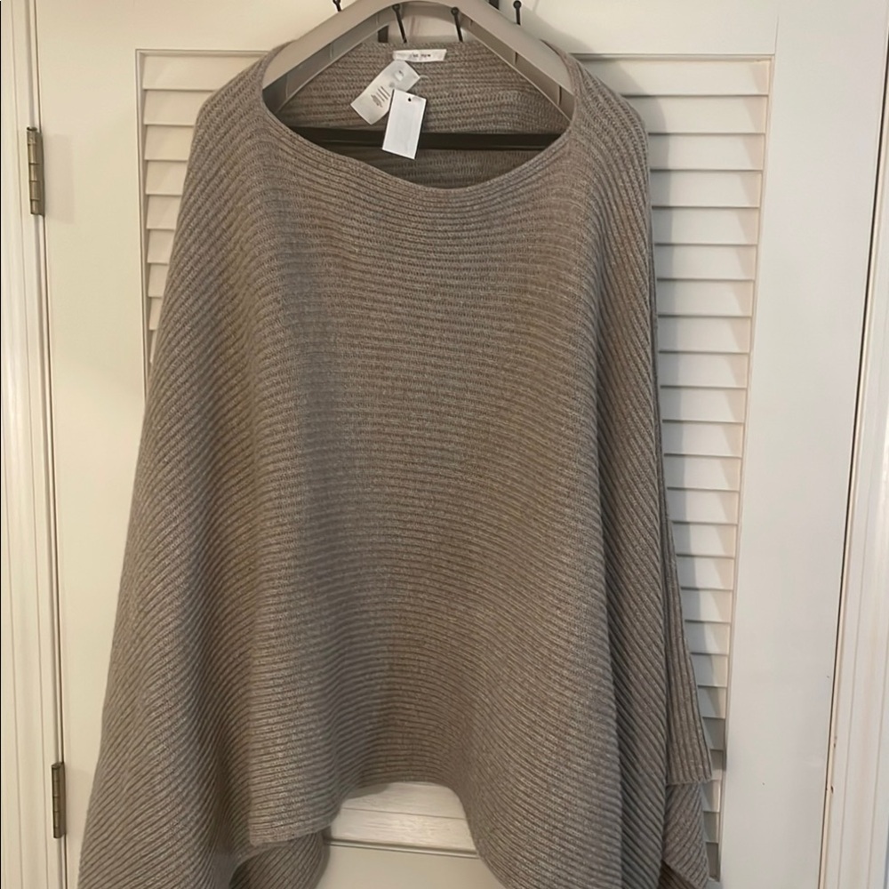 The Row Romie Top Beige Chunky Knit Shrug Poncho Size M/L NWT